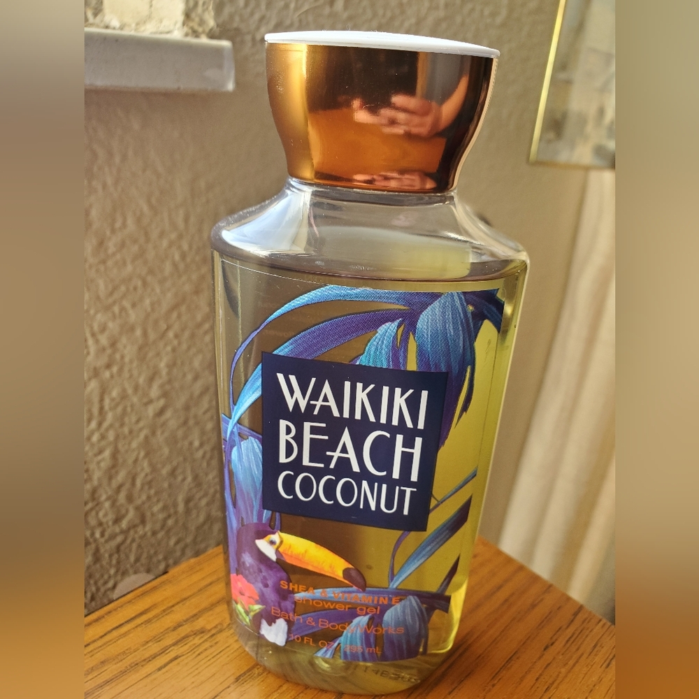 BBW Waikiki Beach Coconut shower gel